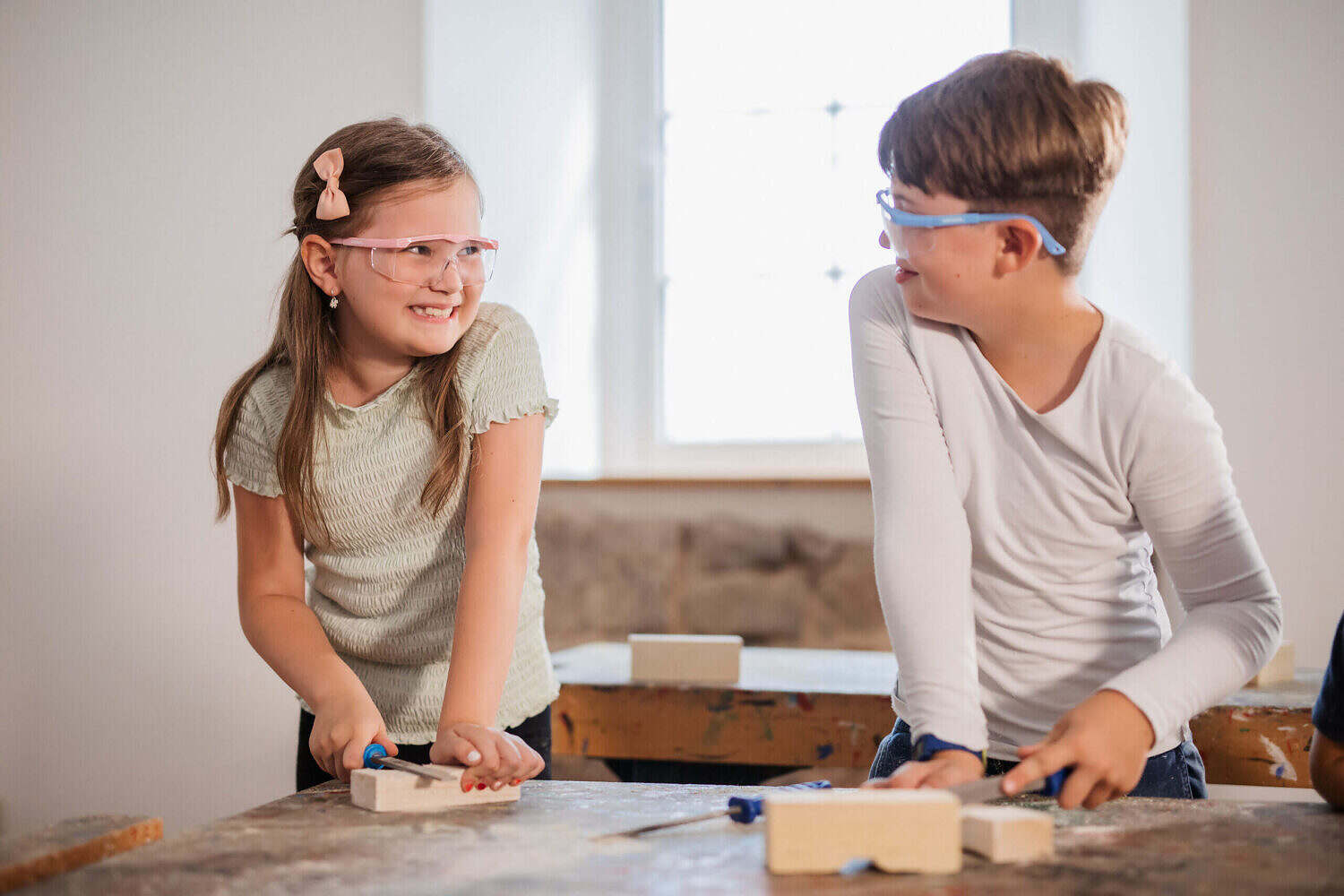 Ferienwerkstatt (ab 6 Jahren) „Mutig, glänzend, geschmückt und geschützt“
